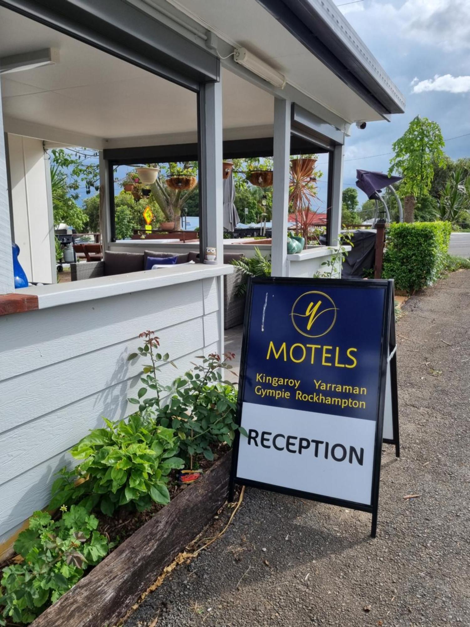Y Motels Yarraman Eksteriør billede