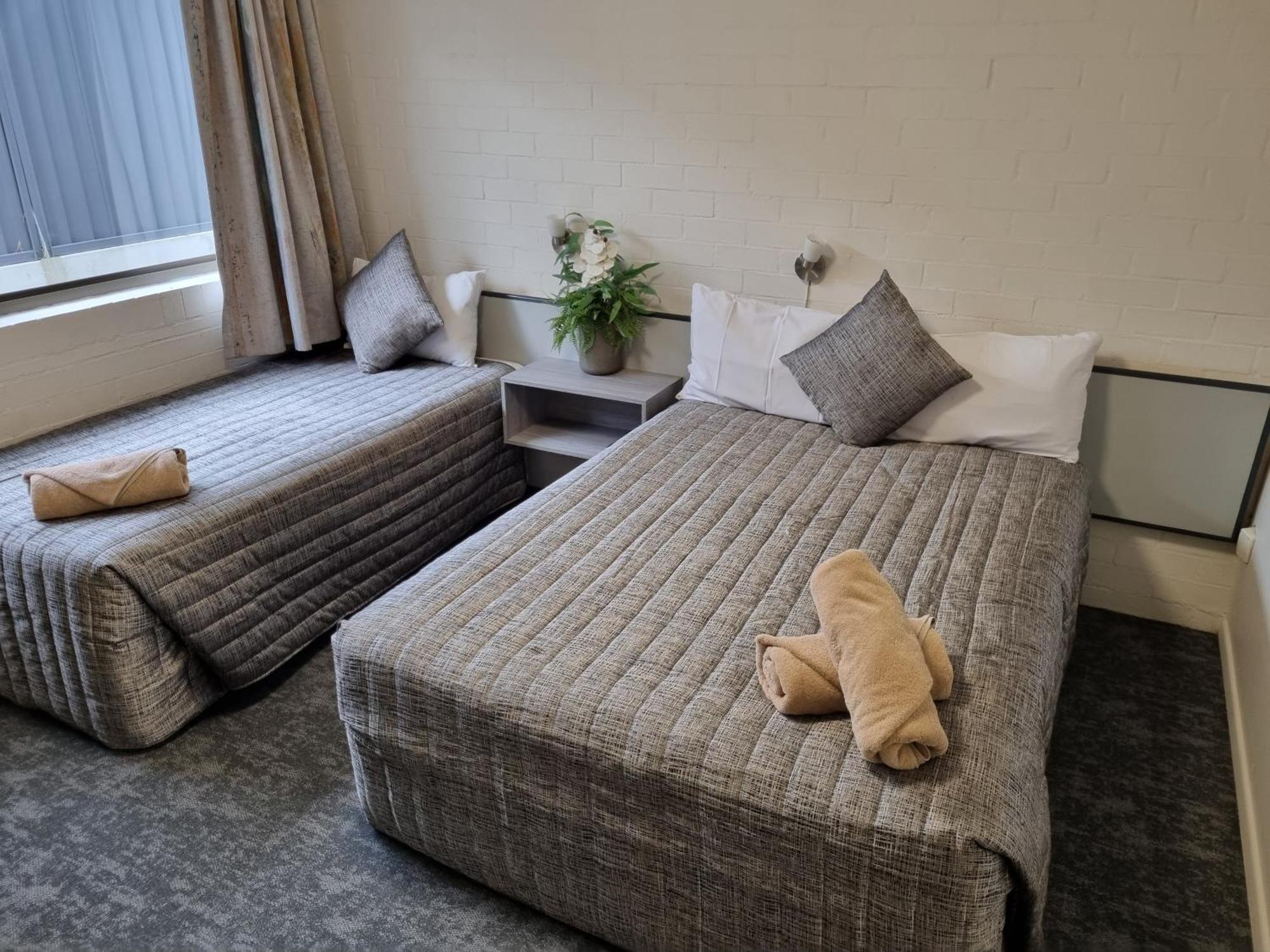 Y Motels Yarraman Eksteriør billede