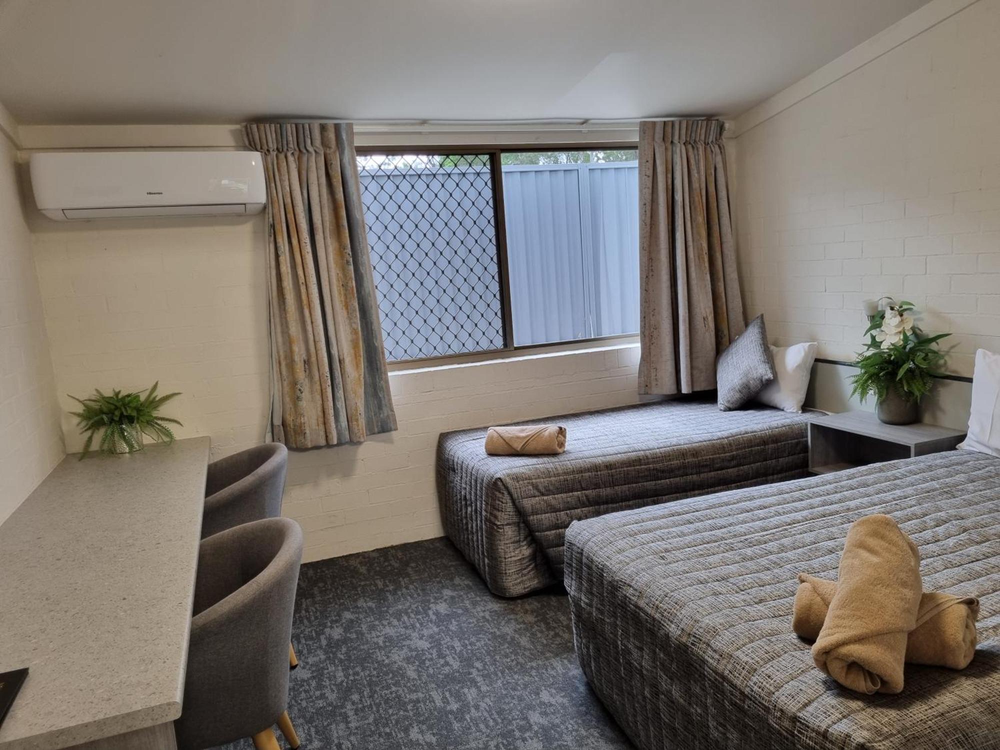 Y Motels Yarraman Eksteriør billede